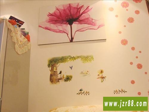2011婚房客厅装修效果图